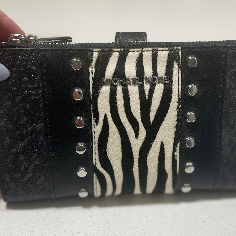 Michael Kors Jet Set Wristlet